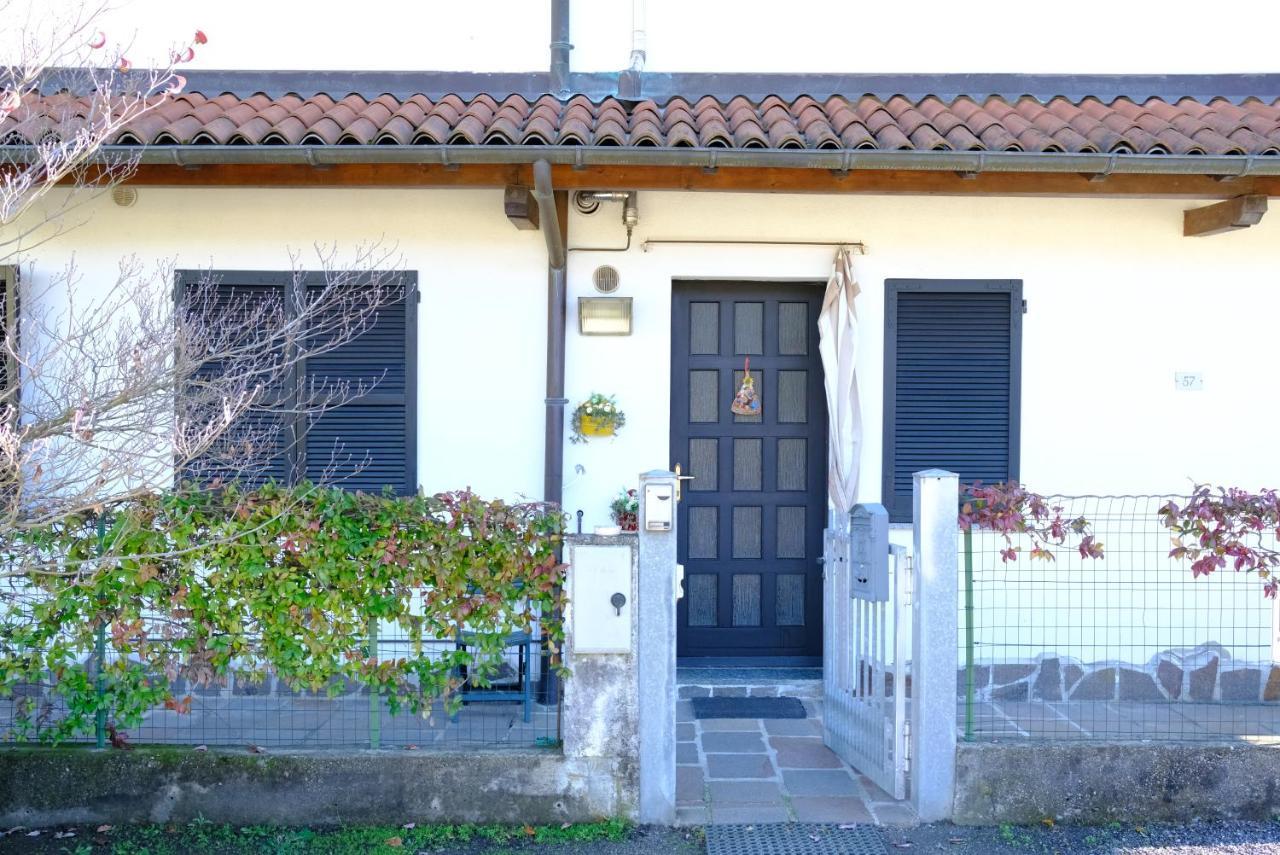 Hotel Il Canneto Porto Ceresio Exterior foto