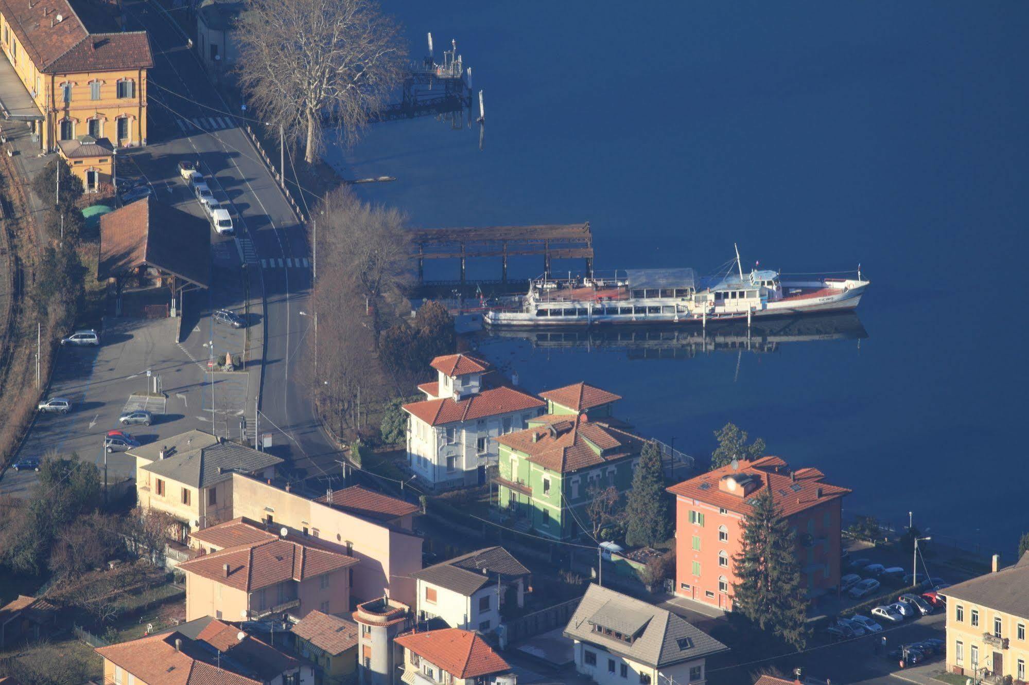 Hotel Il Canneto Porto Ceresio Exterior foto
